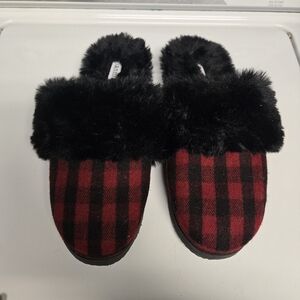 Size 9 Slippers